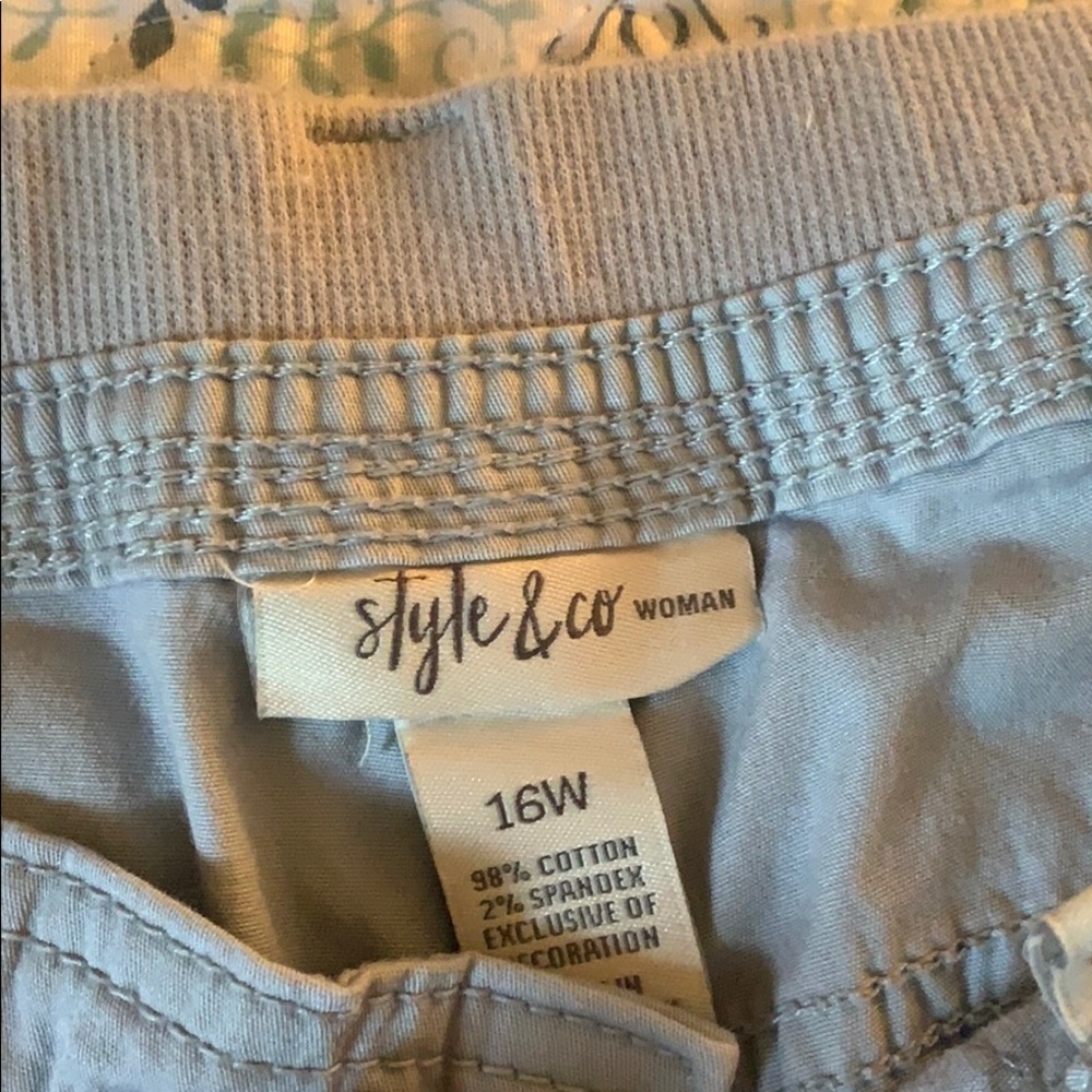 Capris - Picture 2 of 2